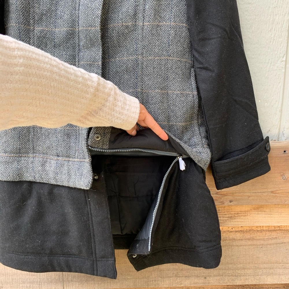 Prana insulated Caprise jacket w/detachable layer - Picture 10 of 16